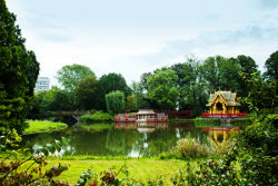 Birma-Teich mit Thai-Sala ©Hagenbeck